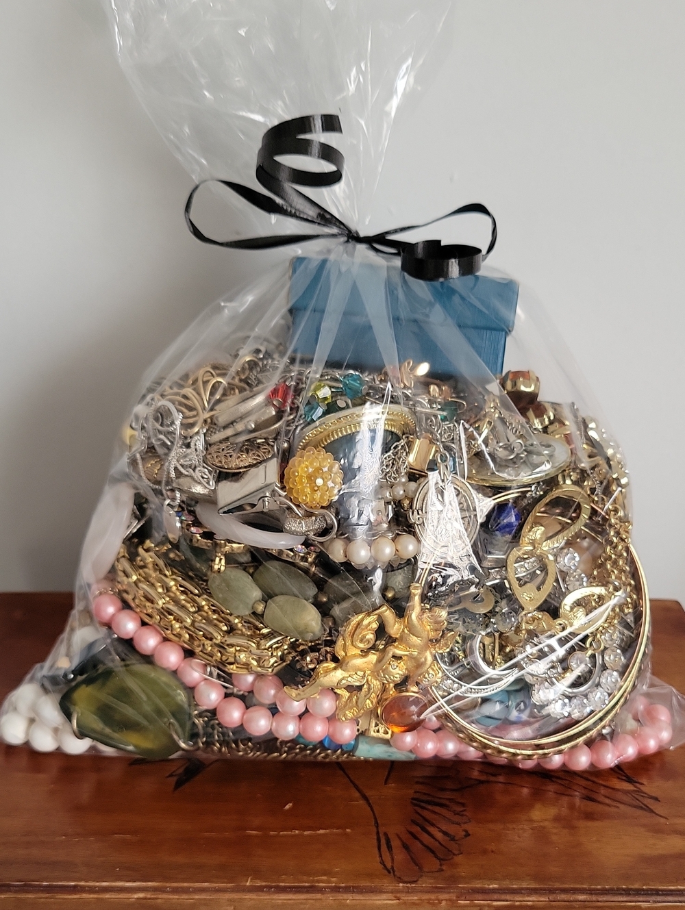 Mixed Mystery Bag Of Costume Jewelry 4lbs
